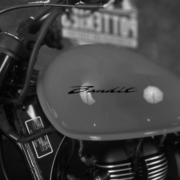 Наклейка на мотоцикл Suzuki Bandit