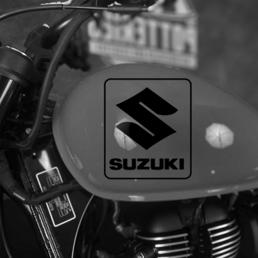 Наклейка на мотоцикл Suzuki