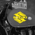 Наклейка на мотоцикл Suzuki Chopper